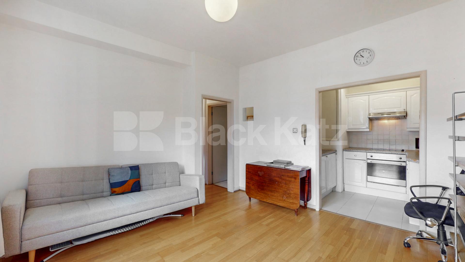 Modern Apartment Sinclair Gardens, Shepherds Bush